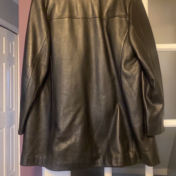 Danier leather satin lined blazer coat from mid 2000’s - Picture 3 of 3
